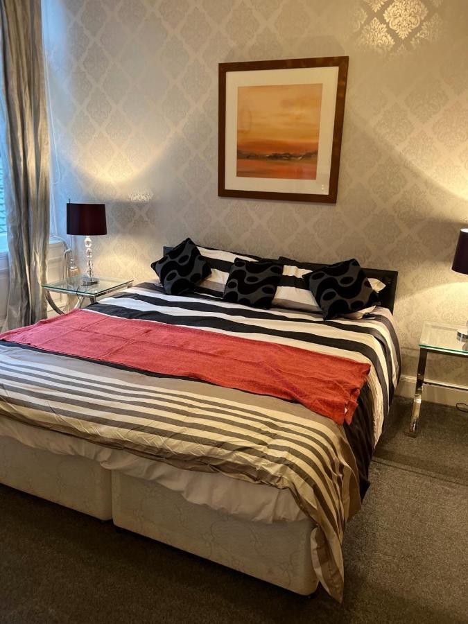 Royal Mile Mansions 2 Bedroom - Edinburgh City Centre Kültér fotó
